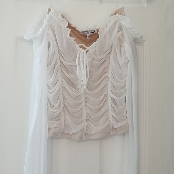 White Off-Shoulder Ruched Top - Picture 3 of 4